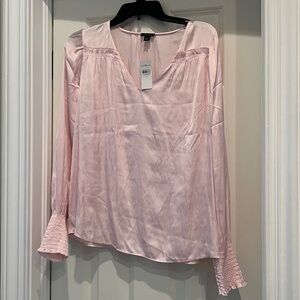 NWT - Ann Taylor pale pink V-Neck Blouse